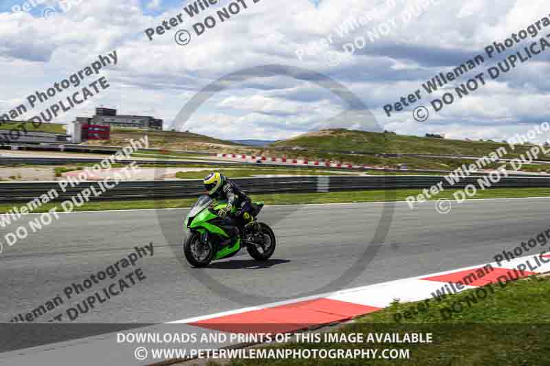 cadwell no limits trackday;cadwell park;cadwell park photographs;cadwell trackday photographs;enduro digital images;event digital images;eventdigitalimages;navarra;no limits trackdays;peter wileman photography;racing digital images;trackday digital images;trackday photos
